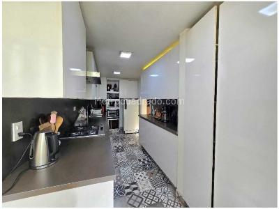 Apartamento de 3 alcobas en venta en Las Vegas, Medellín, 310 m² · foto 9 de 20