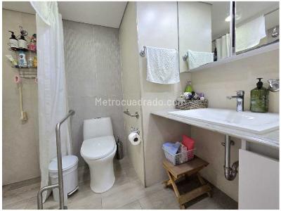 Apartamento de 3 alcobas en venta en Las Vegas, Medellín, 310 m² · foto 18 de 20