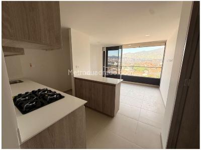 Apartamento de 3 alcobas en venta en Itagui Ciudad, Itagüí, 63 m² · foto 10 de 20