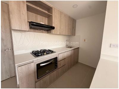 Apartamento de 3 alcobas en venta en Itagui Ciudad, Itagüí, 63 m² · foto 11 de 20
