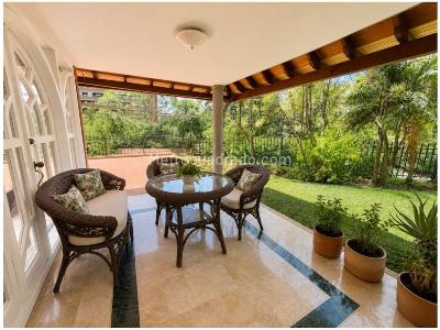 Casa de 4 alcobas en venta en El Poblado, Medellín, 265 m² · foto 5 de 20