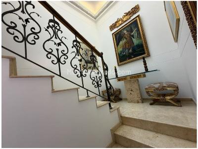 Casa de 4 alcobas en venta en El Poblado, Medellín, 265 m² · foto 14 de 20