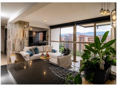 Apartamento de 2 alcobas en venta en Loma De Los Bernal, Medellín, 77 m² · foto 5 de 20