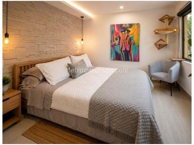 Apartamento de 2 alcobas en venta en Loma De Los Bernal, Medellín, 77 m² · foto 13 de 20