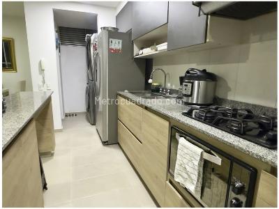 Apartamento de 3 alcobas en venta en Asdesillas, Sabaneta, 76 m² · foto 15 de 20