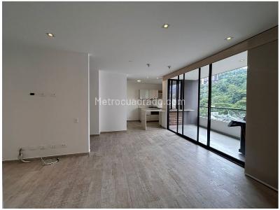 Apartamento de 2 alcobas en venta en El Poblado, Medellín, 94 m² · foto 4 de 18