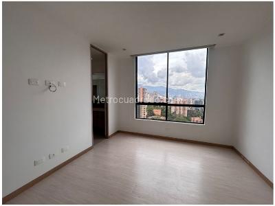 Apartamento de 2 alcobas en venta en El Poblado, Medellín, 94 m² · foto 14 de 18