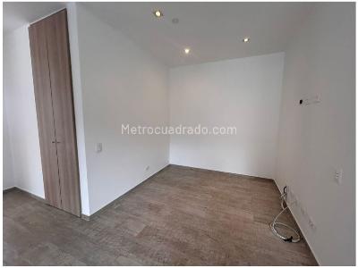 Apartamento de 2 alcobas en venta en El Poblado, Medellín, 94 m² · foto 16 de 18