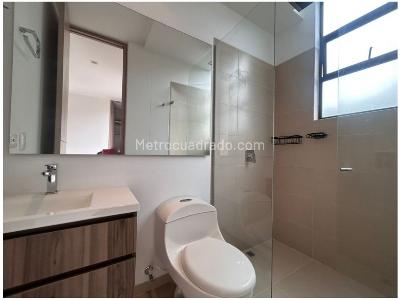 Apartamento de 2 alcobas en venta en El Poblado, Medellín, 94 m² · foto 18 de 18