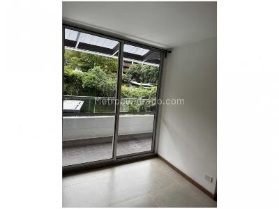 Apartamento de 3 alcobas en venta en Parte Baja, Envigado, 85 m² · foto 3 de 17