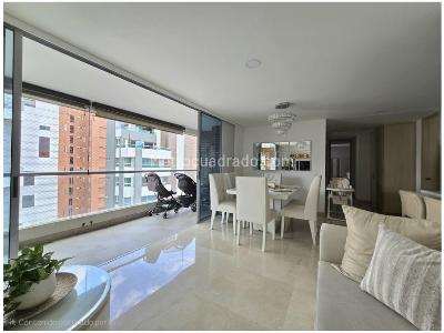 Apartamento de 3 alcobas en venta en Laureles, Medellín, 100 m² · foto 2 de 17