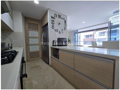 Apartamento de 3 alcobas en venta en Laureles, Medellín, 100 m² · foto 6 de 17