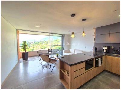 Apartamento en venta en Loma Del Escobero, Envigado · foto 2 de 16
