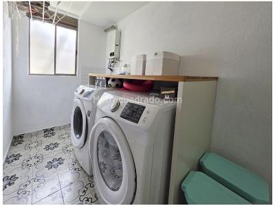 Casa de 3 alcobas en venta en Loma Del Chocho, Envigado, 330 m² · foto 10 de 20