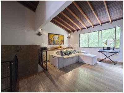 Casa de 3 alcobas en venta en Loma Del Chocho, Envigado, 330 m² · foto 14 de 20