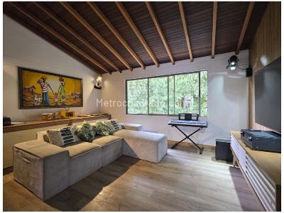 Casa de 3 alcobas en venta en Loma Del Chocho, Envigado, 330 m² · foto 15 de 20
