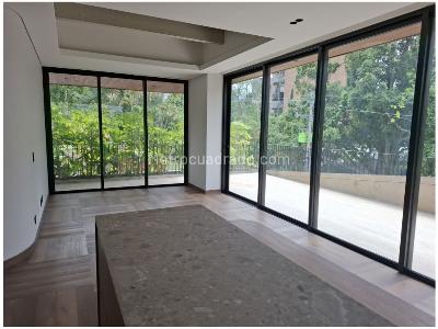 Apartamento de 2 alcobas en venta en El Poblado, Medellín, 178 m² · foto 8 de 20