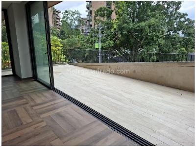 Apartamento de 2 alcobas en venta en El Poblado, Medellín, 178 m² · foto 9 de 20