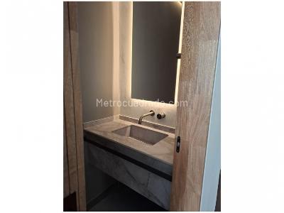 Apartamento de 2 alcobas en venta en El Poblado, Medellín, 178 m² · foto 18 de 20