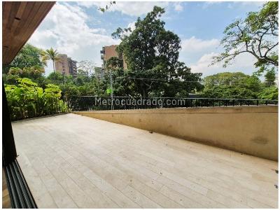 Apartamento de 2 alcobas en venta en El Poblado, Medellín, 178 m² · foto 4 de 18