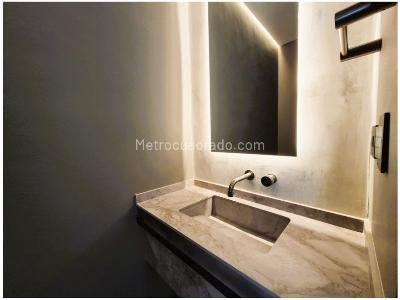 Apartamento de 2 alcobas en venta en El Poblado, Medellín, 178 m² · foto 10 de 18