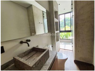 Apartamento de 2 alcobas en venta en El Poblado, Medellín, 178 m² · foto 12 de 18
