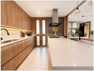 Apartamento de 2 alcobas en venta en Loma De Las Brujas, Envigado, 150 m² · foto 5 de 19