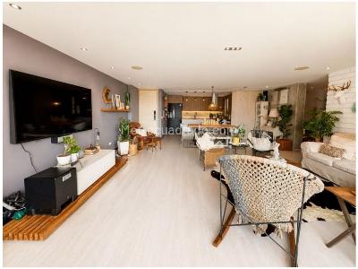 Apartamento de 2 alcobas en venta en Loma De Las Brujas, Envigado, 150 m² · foto 9 de 19