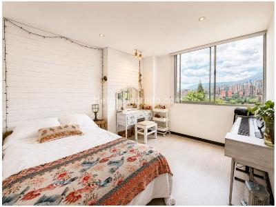 Apartamento de 2 alcobas en venta en Loma De Las Brujas, Envigado, 150 m² · foto 18 de 19