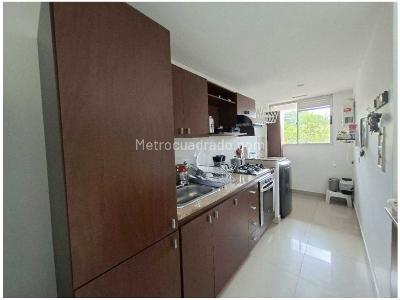Apartamento en venta en Loma Del Esmeraldal, Envigado · foto 9 de 19
