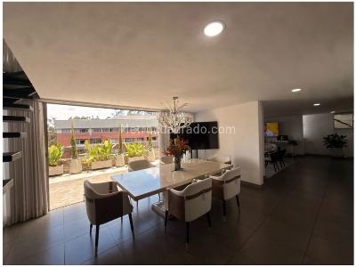 Apartamento de 3 alcobas en venta en La Abadia, Envigado, 250 m² · foto 2 de 19