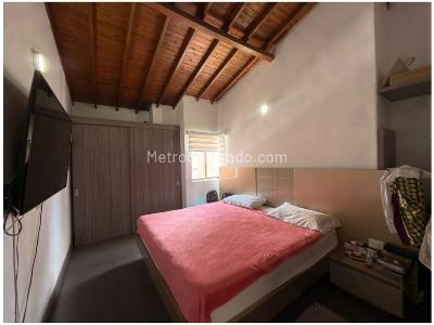 Apartamento de 3 alcobas en venta en La Abadia, Envigado, 250 m² · foto 12 de 19