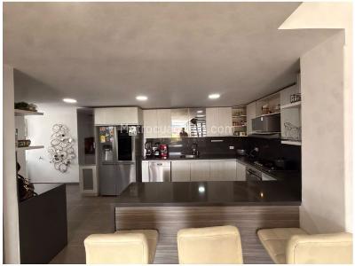 Apartamento de 3 alcobas en venta en La Abadia, Envigado, 250 m² · foto 14 de 19