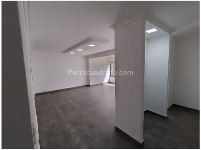 Apartamento de 3 alcobas en venta en El Poblado, Medellín, 207 m² · foto 14 de 20