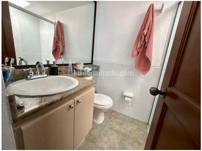 Casa de 3 alcobas en venta en Transversal Intermedia, Envigado, 290 m² · foto 14 de 17
