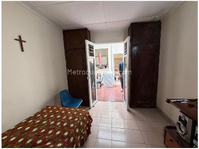 Casa de 3 alcobas en venta en La Floresta, Medellín, 114 m² · foto 7 de 13