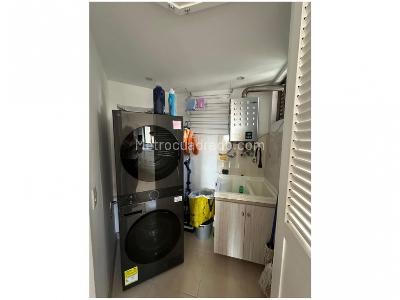 Apartamento de 3 alcobas en venta en Loma Del Tesoro, Medellín, 79 m² · foto 8 de 17
