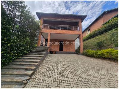 Casa de 4 alcobas en venta en Las Lomitas, Sabaneta, 460 m² · foto 4 de 20