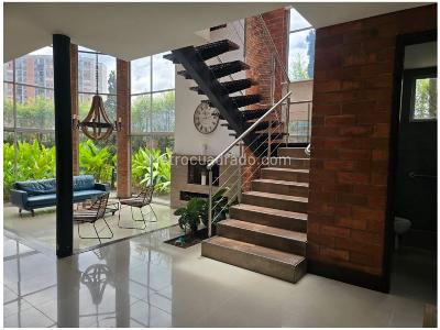 Casa de 4 alcobas en venta en Las Lomitas, Sabaneta, 460 m² · foto 10 de 20