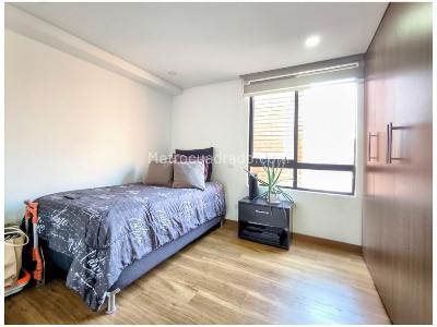 Apartamento de 3 alcobas en venta en Malibu, Medellín, 80 m² · foto 12 de 13