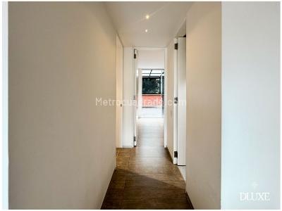 Apartamento en venta en El Poblado, Medellín · foto 9 de 19