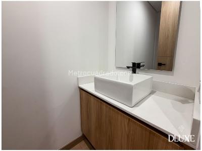 Apartamento en venta en Lalinde, Medellín · foto 8 de 13