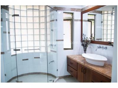 Casa de 4 alcobas en venta en San Jose, Sabaneta, 354 m² · foto 11 de 13