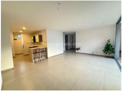 Apartamento de 3 alcobas en venta en Loma De Los Balsos, Medellín, 108 m² · foto 4 de 20