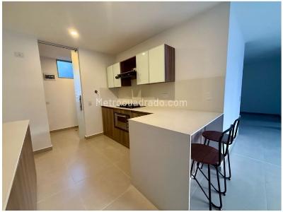 Apartamento de 3 alcobas en venta en Loma De Los Balsos, Medellín, 108 m² · foto 7 de 20