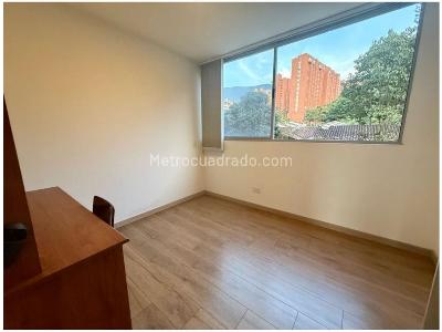 Apartamento de 3 alcobas en venta en Loma De Los Balsos, Medellín, 108 m² · foto 15 de 20