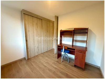 Apartamento de 3 alcobas en venta en Loma De Los Balsos, Medellín, 108 m² · foto 17 de 20