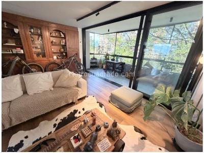 Apartamento de 3 alcobas en venta en Los Balsos, Medellín, 154 m² · foto 2 de 14