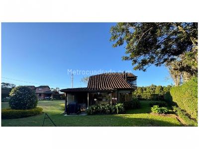 Casa de 3 alcobas en venta en Alto De Las Palmas, Envigado, 300 m² · foto 2 de 20