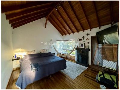 Casa de 3 alcobas en venta en Alto De Las Palmas, Envigado, 300 m² · foto 16 de 20